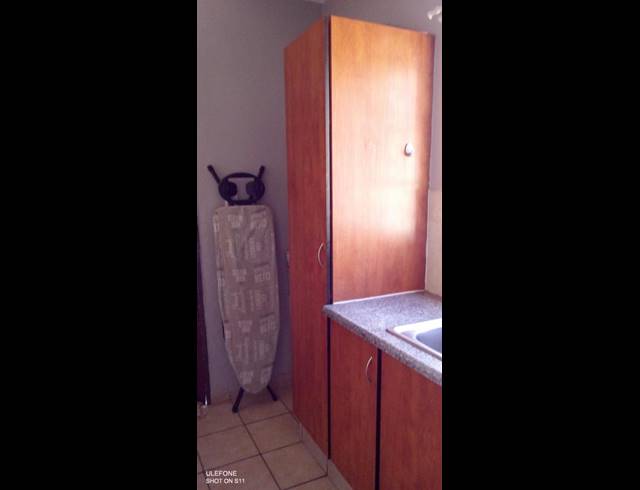 2 BEDROOM TOWNHOUSE FOR SALE IN BRAKPAN NORTH